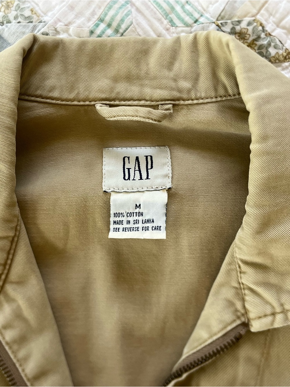 GAP Utility Jacket - Picture 2 of 5